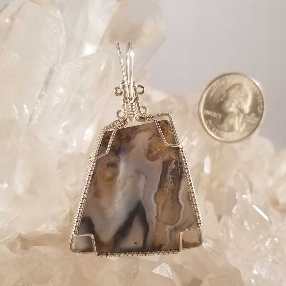 Wire wrapped Brazilian Agate Pendate - Picture 8 of 12